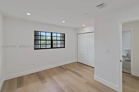 1409 NW 44th Street Miami FL 33142