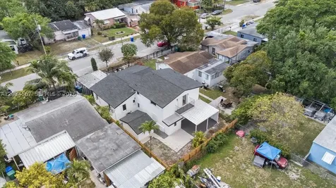 1409 NW 44th Street Miami FL 33142