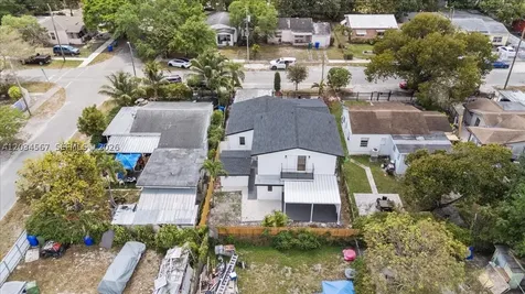 1409 NW 44th Street Miami FL 33142