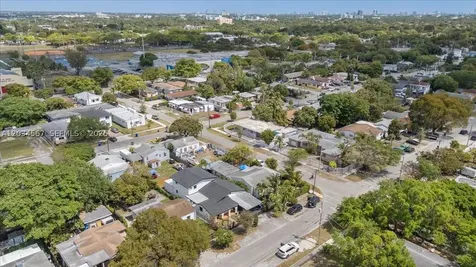 1409 NW 44th Street Miami FL 33142