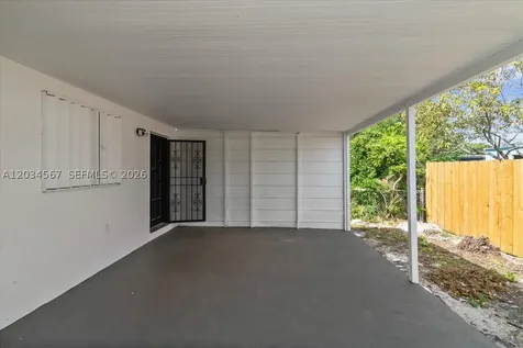 1409 NW 44th Street Miami FL 33142