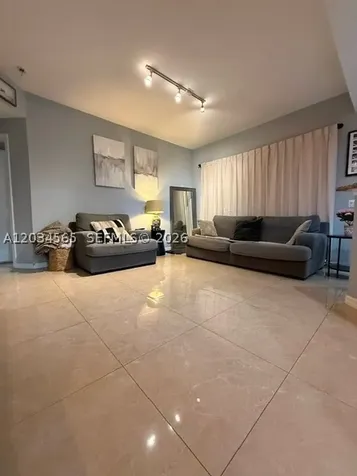 8900 NE 8th Avenue Miami FL 33138