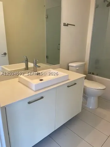 151 SE 1st Miami FL 33131