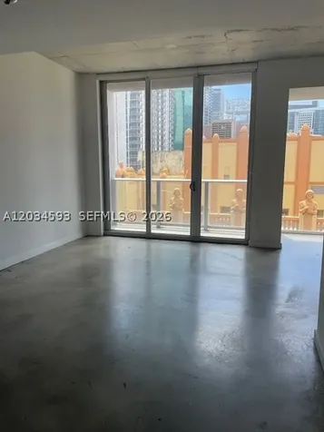 151 SE 1st Miami FL 33131