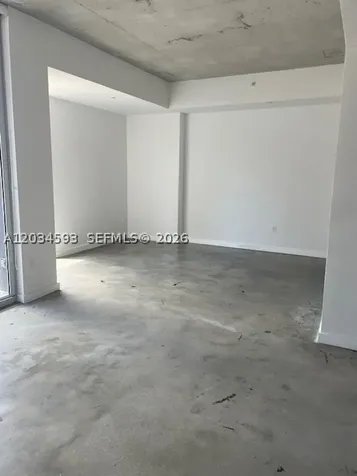151 SE 1st Miami FL 33131