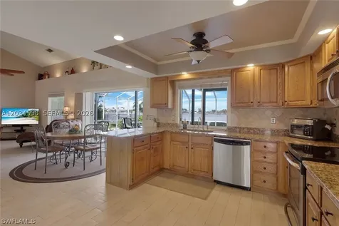 407 SW 37 Street Cape Coral FL 33914