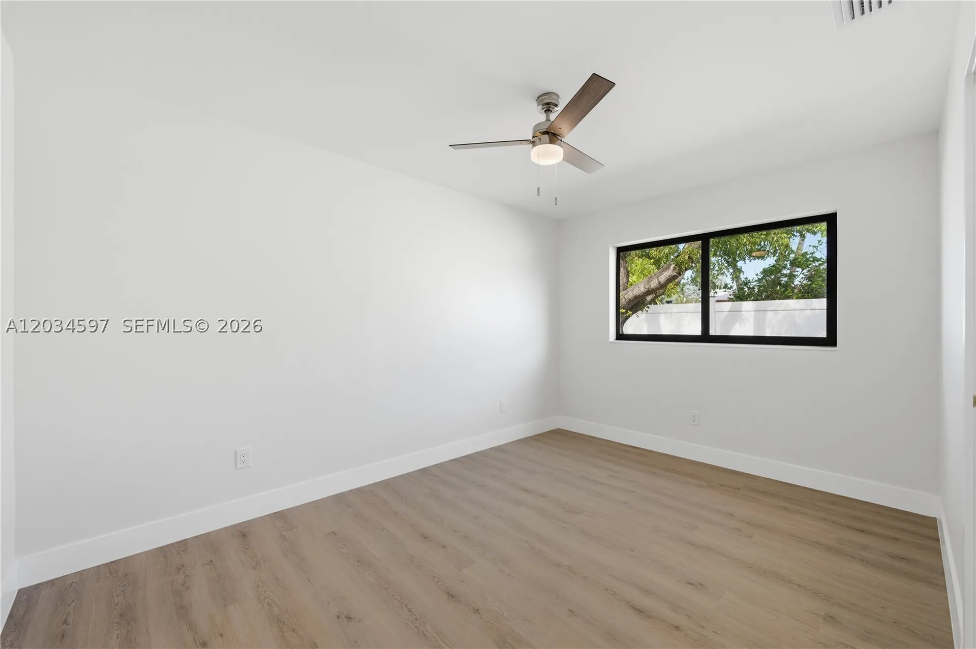 2731 NE 52nd Street Lighthouse Point FL 33064