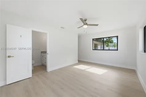 2731 NE 52nd Street Lighthouse Point FL 33064