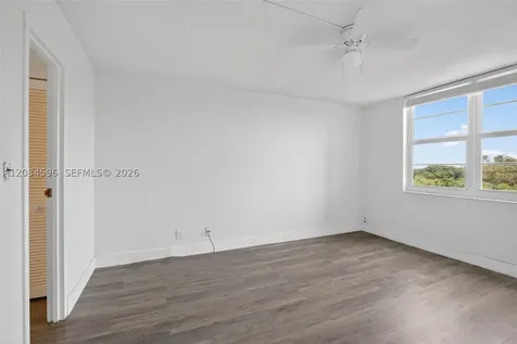 250 Jacaranda Drive Plantation FL 33324