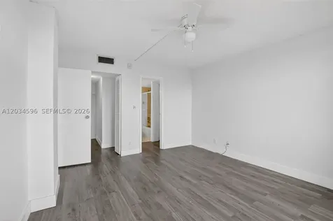 250 Jacaranda Drive Plantation FL 33324