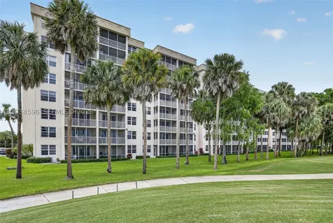 250 Jacaranda Drive Plantation FL 33324