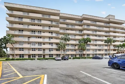 250 Jacaranda Drive Plantation FL 33324