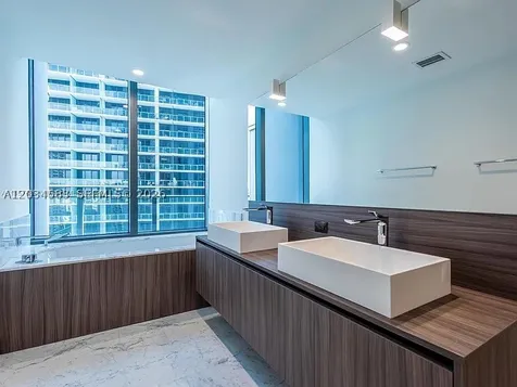 1000 Brickell Plaza Miami FL 33131