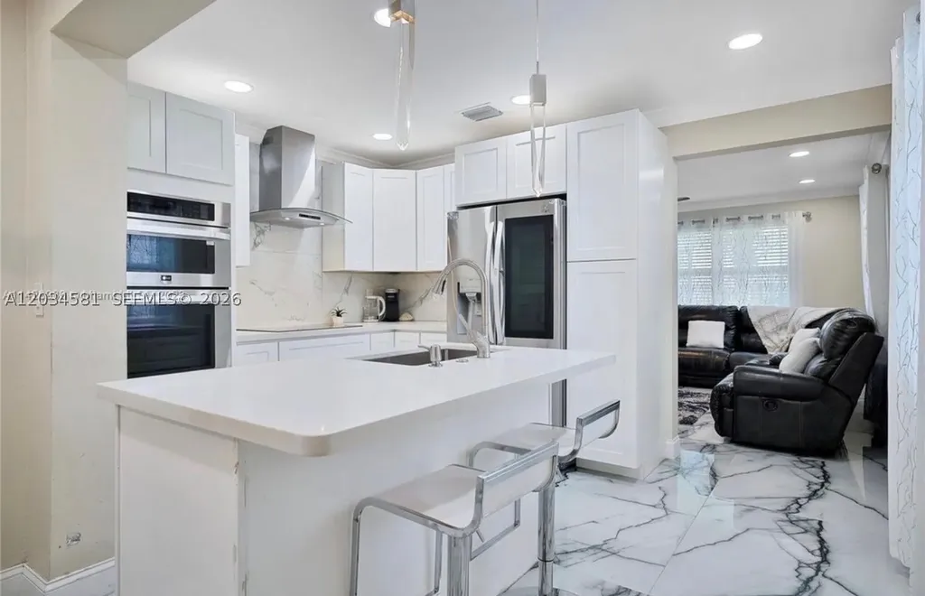 2735 Dewey Street Hollywood FL 33020