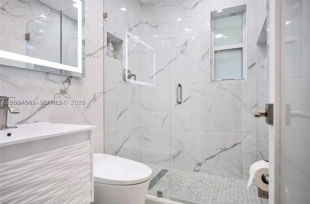 2735 Dewey Street Hollywood FL 33020