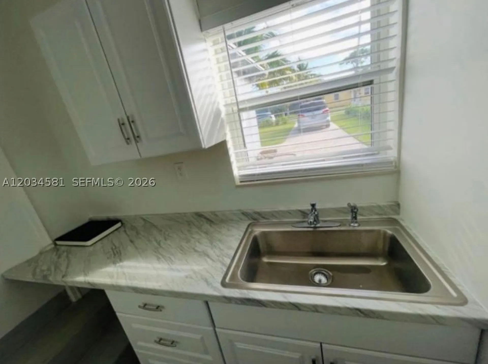 2735 Dewey Street Hollywood FL 33020