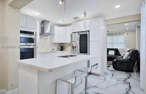 2735 Dewey Street Hollywood FL 33020