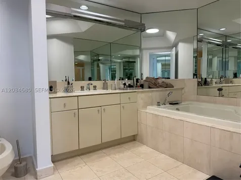 2000 Island Boulevard Aventura FL 33160