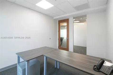 121 Alhambra Circle Coral Gables FL 33134