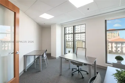 121 Alhambra Circle Coral Gables FL 33134
