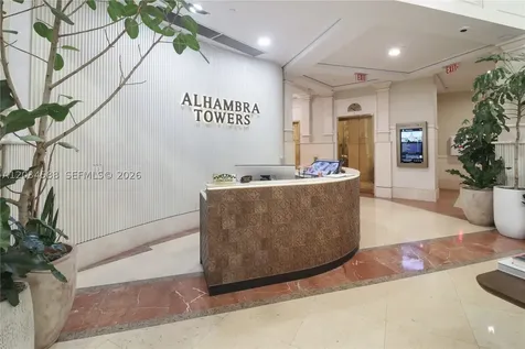 121 Alhambra Circle Coral Gables FL 33134