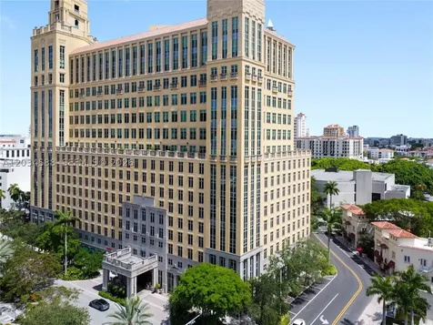 121 Alhambra Circle Coral Gables FL 33134