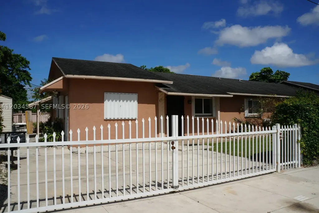 67 NE 13th Street Homestead FL 33030