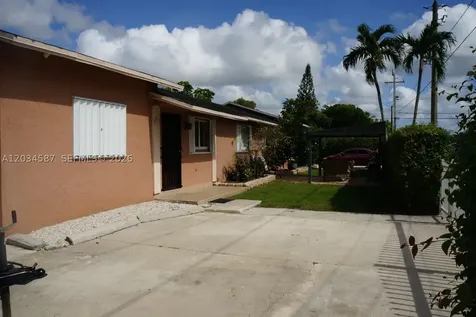 67 NE 13th Street Homestead FL 33030