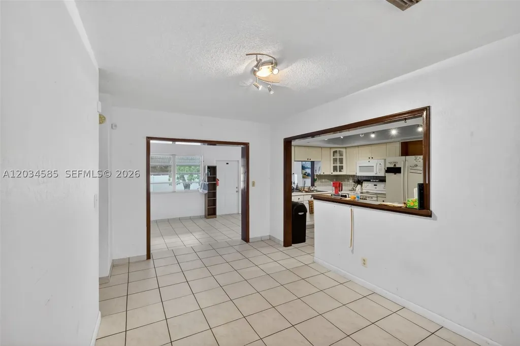 1901 N 56th Avenue Hollywood FL 33021