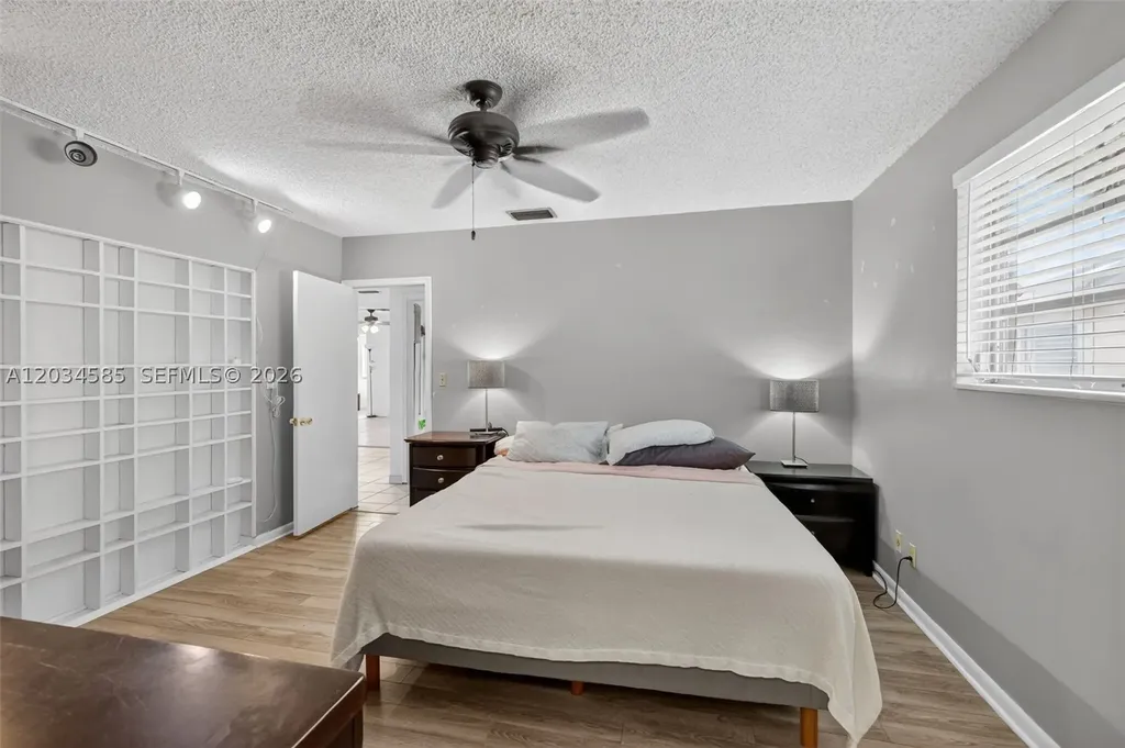 1901 N 56th Avenue Hollywood FL 33021