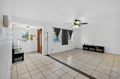 1901 N 56th Avenue Hollywood FL 33021