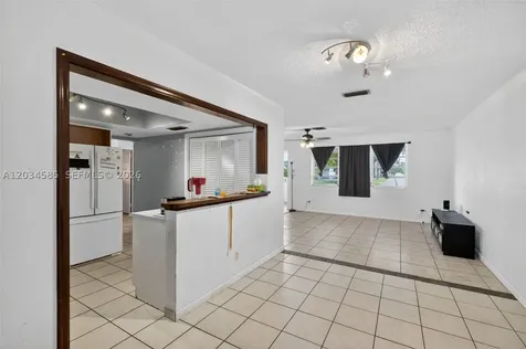 1901 N 56th Avenue Hollywood FL 33021
