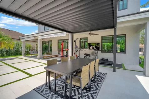 731 Tulip Circle Weston FL 33327