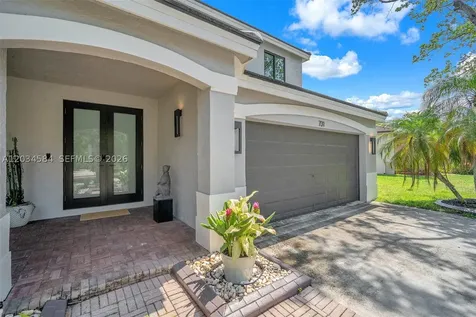 731 Tulip Circle Weston FL 33327