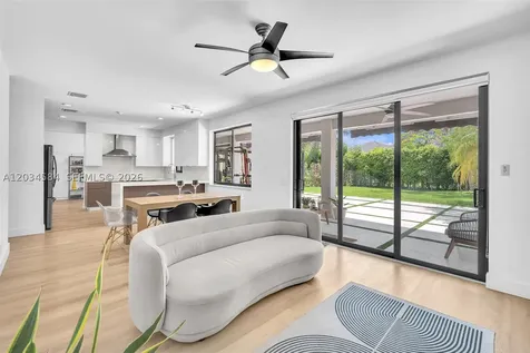 731 Tulip Circle Weston FL 33327