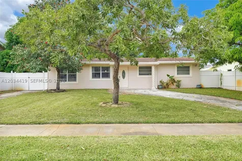 4431 NW 36th Court Lauderdale Lakes FL 33319