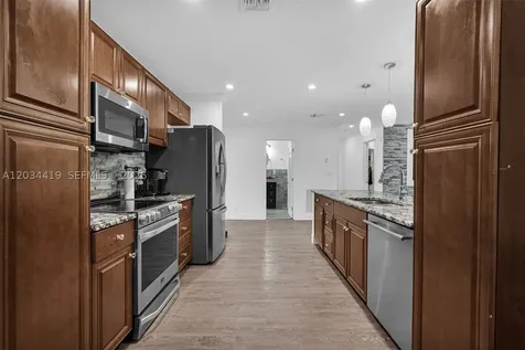 4431 NW 36th Court Lauderdale Lakes FL 33319