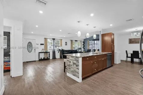 4431 NW 36th Court Lauderdale Lakes FL 33319