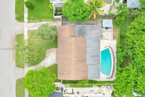 4431 NW 36th Court Lauderdale Lakes FL 33319