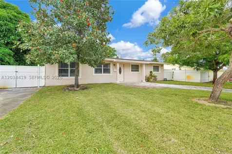 4431 NW 36th Court Lauderdale Lakes FL 33319