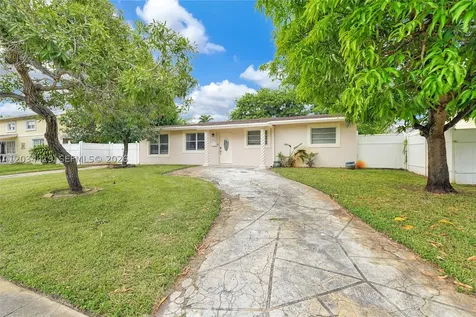 4431 NW 36th Court Lauderdale Lakes FL 33319