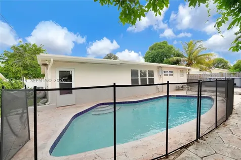 4431 NW 36th Court Lauderdale Lakes FL 33319