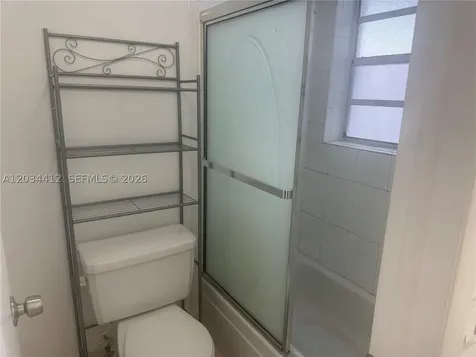 1725 W 60th Street Hialeah FL 33012