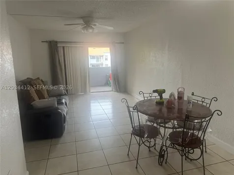 1725 W 60th Street Hialeah FL 33012