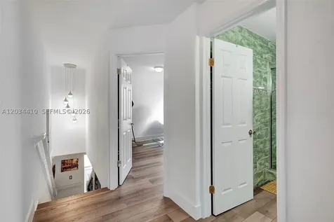 1187 NW 123rd Place Miami FL 33182