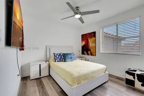 1187 NW 123rd Place Miami FL 33182