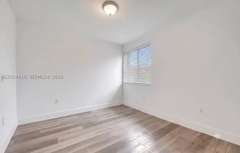 1187 NW 123rd Place Miami FL 33182