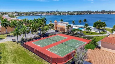 1187 NW 123rd Place Miami FL 33182