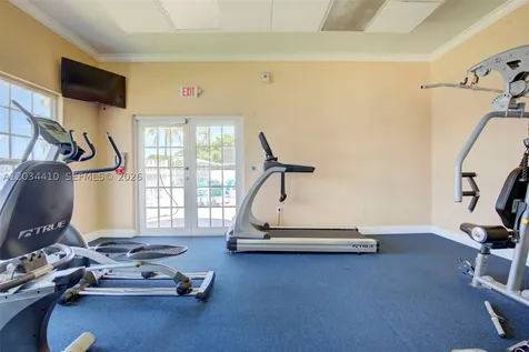 1187 NW 123rd Place Miami FL 33182
