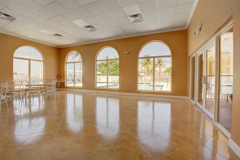 1187 NW 123rd Place Miami FL 33182